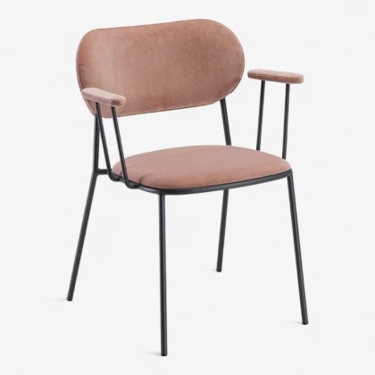 66f516c7e28b4202409261009434-Photoroom